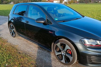 VW Golf 66.000 km 18.300 &euro; Raubling 83064