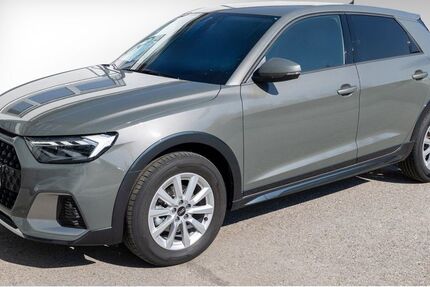 Audi A1 8.015 km 25.880 &euro; Rosenheim 83022