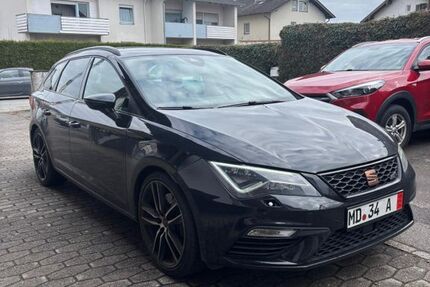 Seat Leon 104.000 km 17.900 &euro; Rosenheim 83024