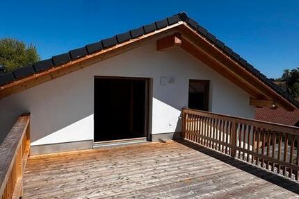 Wohnung Bad Endorf - 4 Zimmer, 107 m&sup2;, 2.050&euro; | Angebot:26470948