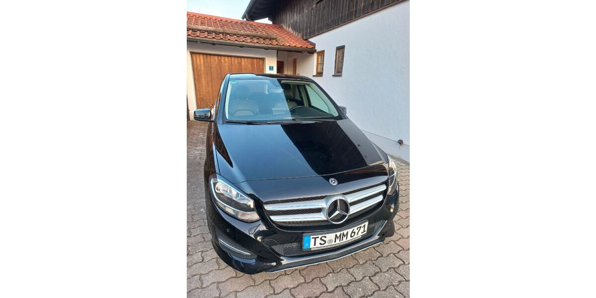 Mercedes-Benz B 180 126.000 km 12.900 &euro; Frabertsham 83119