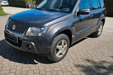 Suzuki Grand Vitara 221.000 km 4.300 &euro; Rosenheim 83026