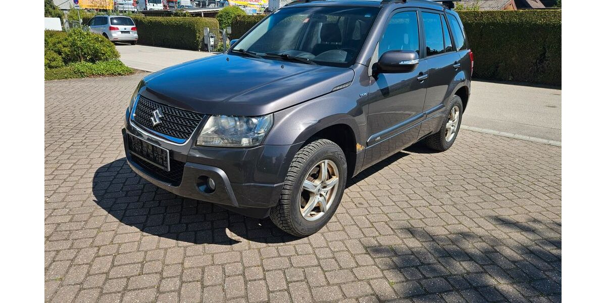 Suzuki Grand Vitara 221.000 km 4.300 &euro; Rosenheim 83026