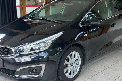 Kia ceed / Ceed 110.000 km 7.999 &euro; Elbach / Fischbachau 83730