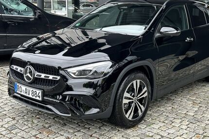 Mercedes-Benz GLA 200 8.000 km 43.800 &euro; Raubling 83064