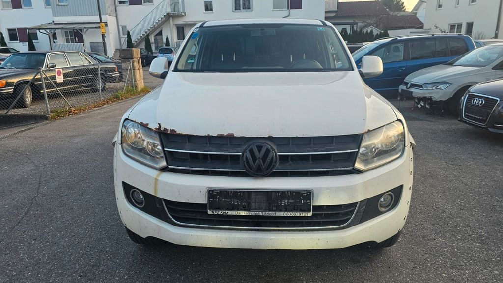 VW Amarok 240.500 km 7.999 &euro; Raubling 83064