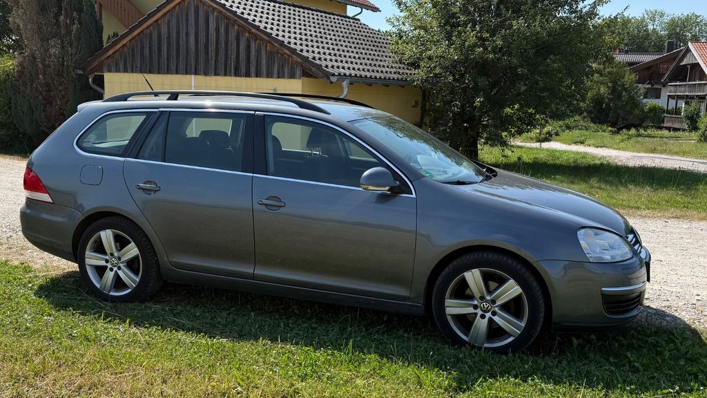 VW Golf 148.000 km 3.800 &euro; Stephanskirchen 83071