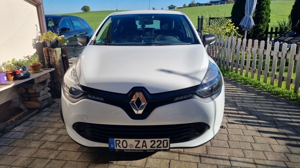 Renault Clio 86.000 km 6.700 &euro; Prutting 83134