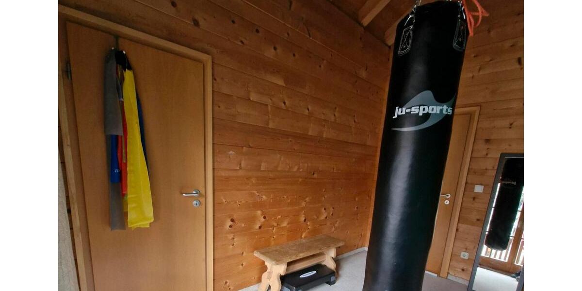 Einfamilienhaus Bernau am Chiemsee - 6 Zimmer, 172 m&sup2;, 2.950&euro; | Angebot:25138621