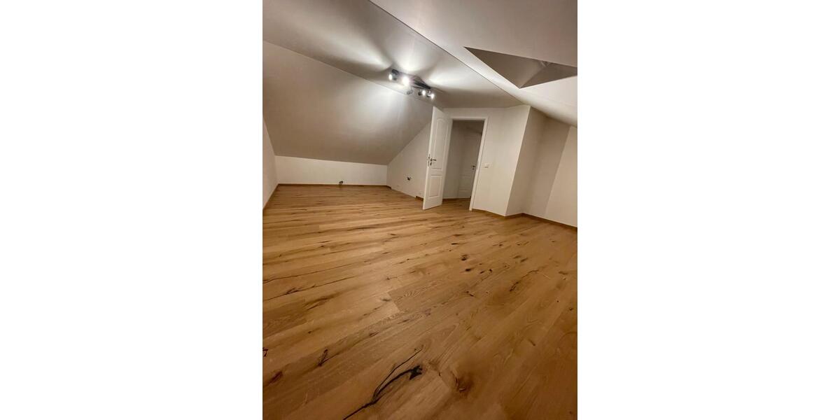 Etagenwohnung Rosenheim Innenstadt - 1 Zimmer, 60 m&sup2;, 640&euro; | Angebot:25935695