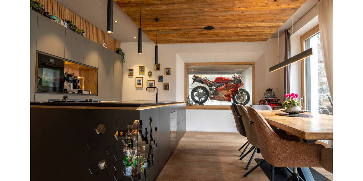 Einfamilienhaus Hausham - 5 Zimmer, 229 m&sup2;, 2.150.000&euro; | Angebot:26018448