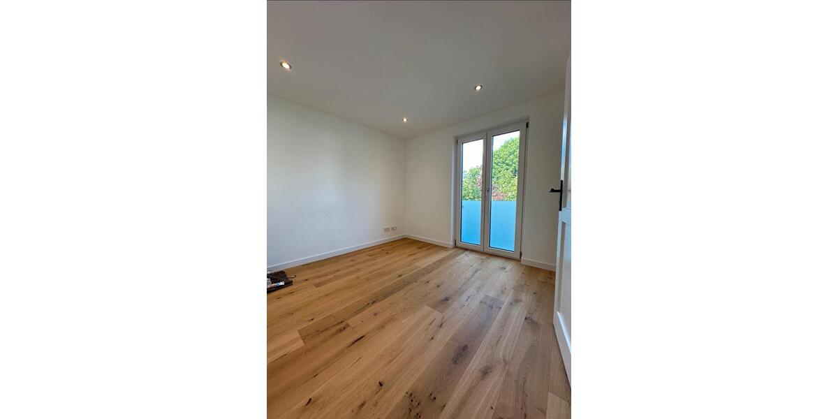 Maisonettenwohnung Rosenheim Aising - 6.5 Zimmer, 147 m&sup2;, 2.300&euro; | Angebot:26537134
