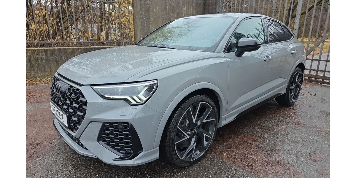 Audi RSQ3 24.000 km 50.890 &euro; Rosenheim 83022