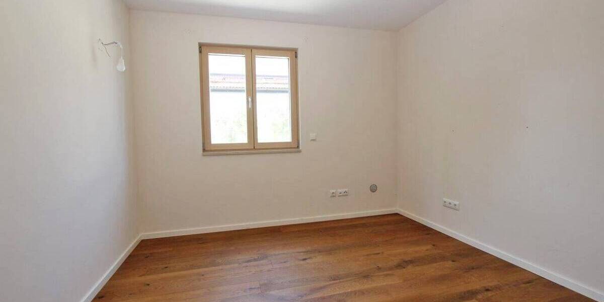 Einfamilienhaus Stephanskirchen Schloßberg - 5 Zimmer, 176 m&sup2;, 1.080.000&euro; | Angebot:26751360