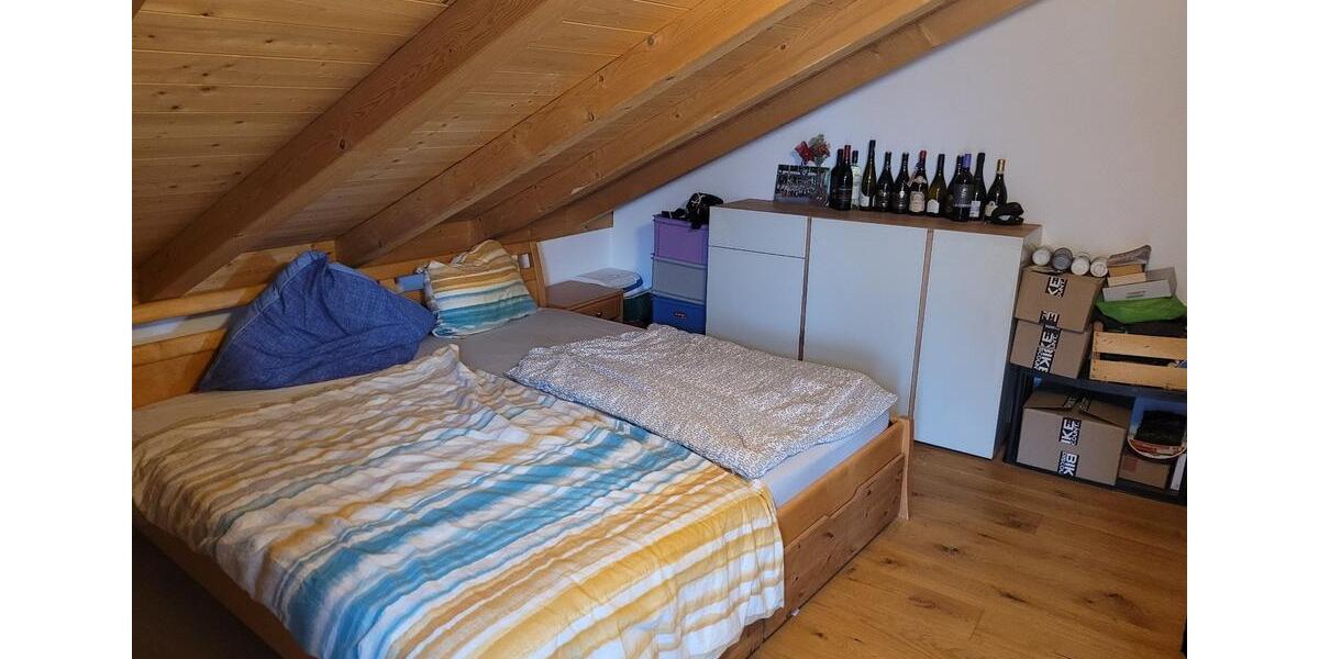 Dachgeschoßwohnung Feldkirchen-Westerham Westerham - 2 Zimmer, 79 m&sup2;, 1.150&euro; | Angebot:25180006