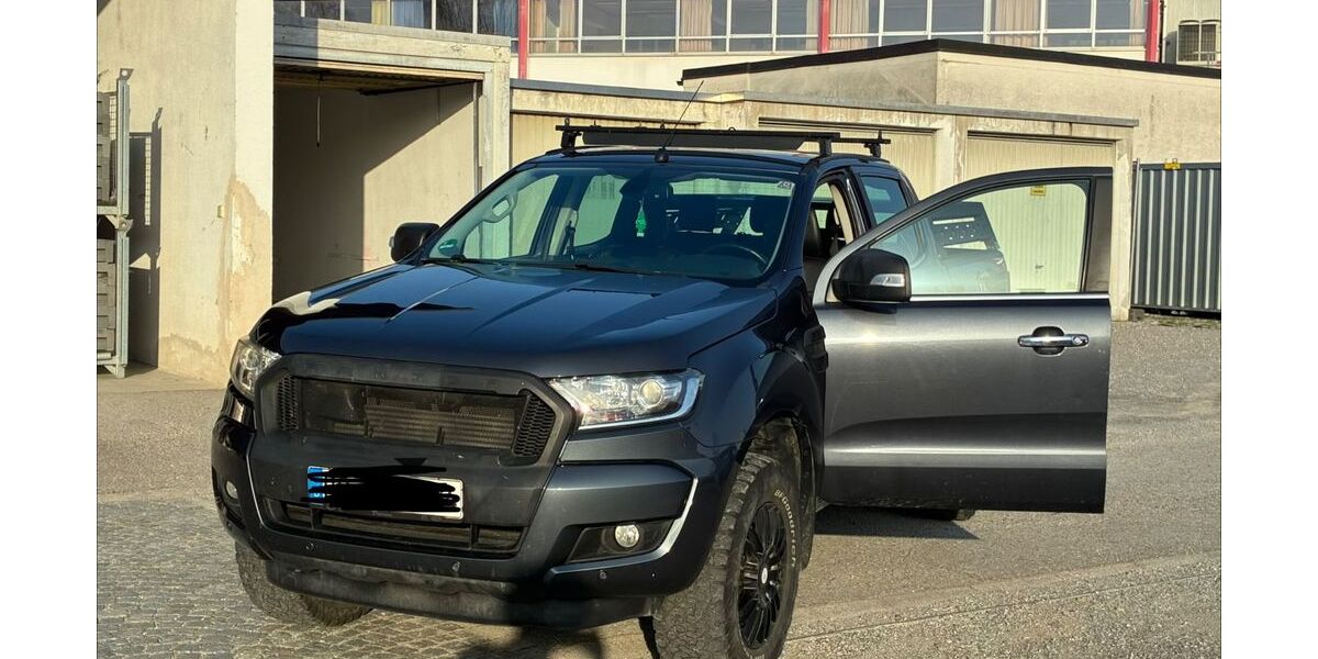 Ford Ranger 168.000 km 16.200 &euro; Rosenheim 83022