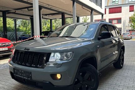 Jeep Grand Cherokee 255.926 km 4.999 &euro; Rosenheim 83026