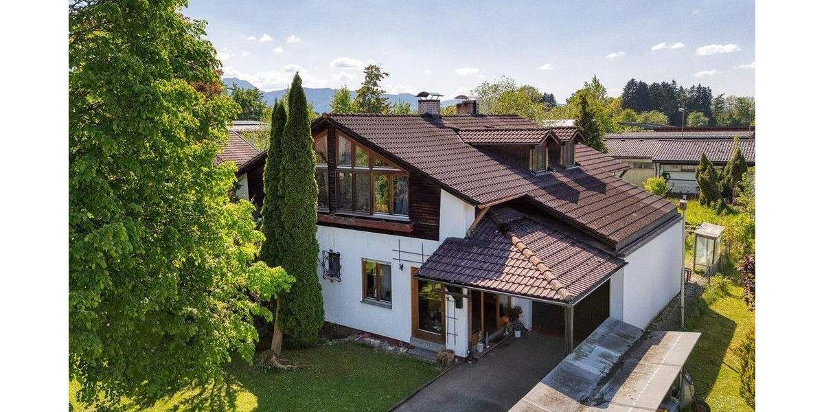 Einfamilienhaus Raubling Pfraundorf - 7 Zimmer, 241 m&sup2;, 1.090.000&euro; | Angebot:25689913