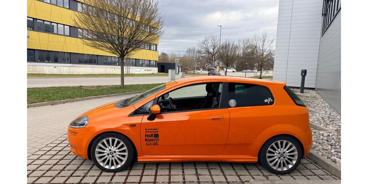 Fiat Grande Punto 229.876 km 2.499 &euro; Raubling 83064